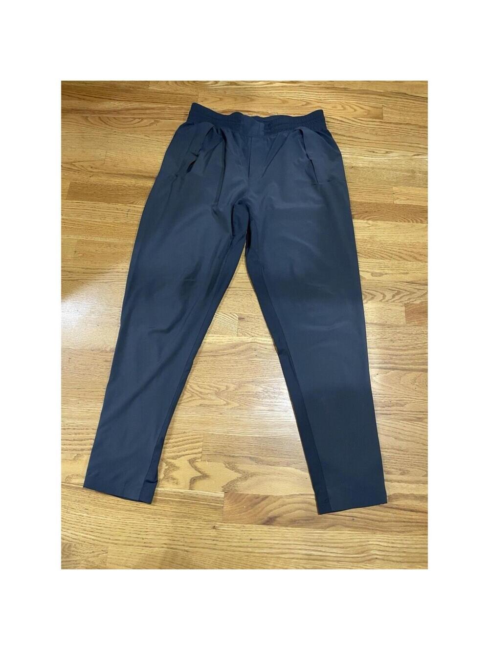 Men’s Lululemon Grey Lightweight Track Pants Snap Pockets L Large Athletic